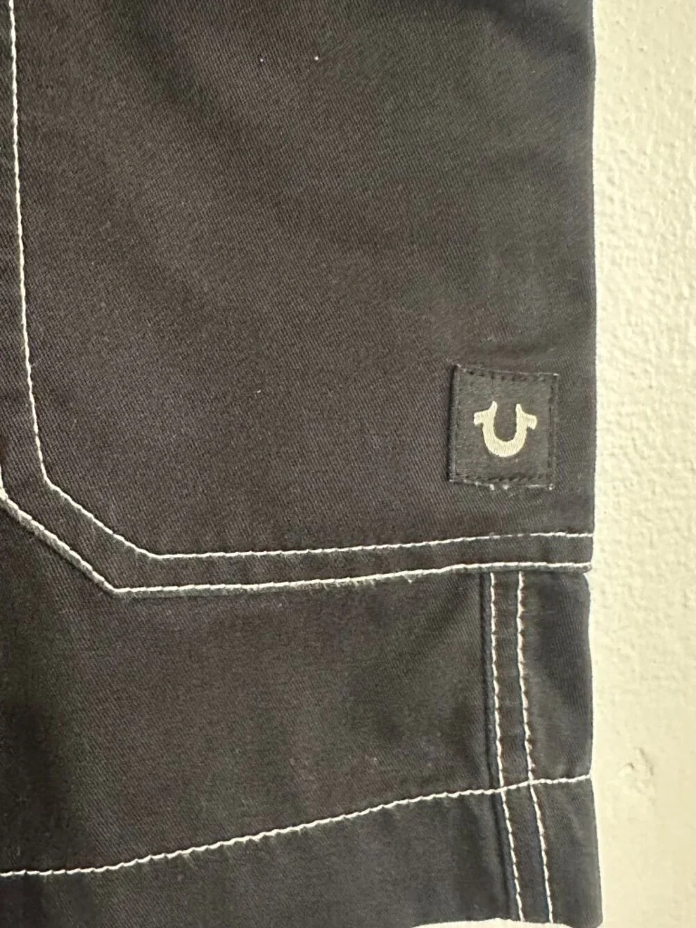 True Religion Black Contrast Stitch Cargo Shorts 34